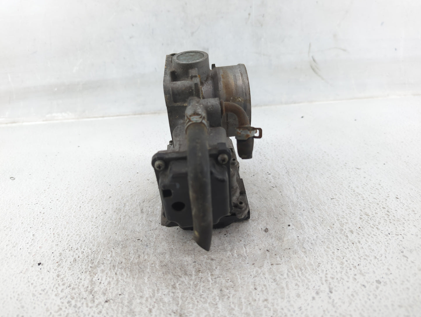 2015-2020 Honda Fit Throttle Body P/N:GMG1A 60523, GMG1C M40805 Fits Fits 2015 2016 2017 2018 2019 2020 OEM Used Auto Parts 
