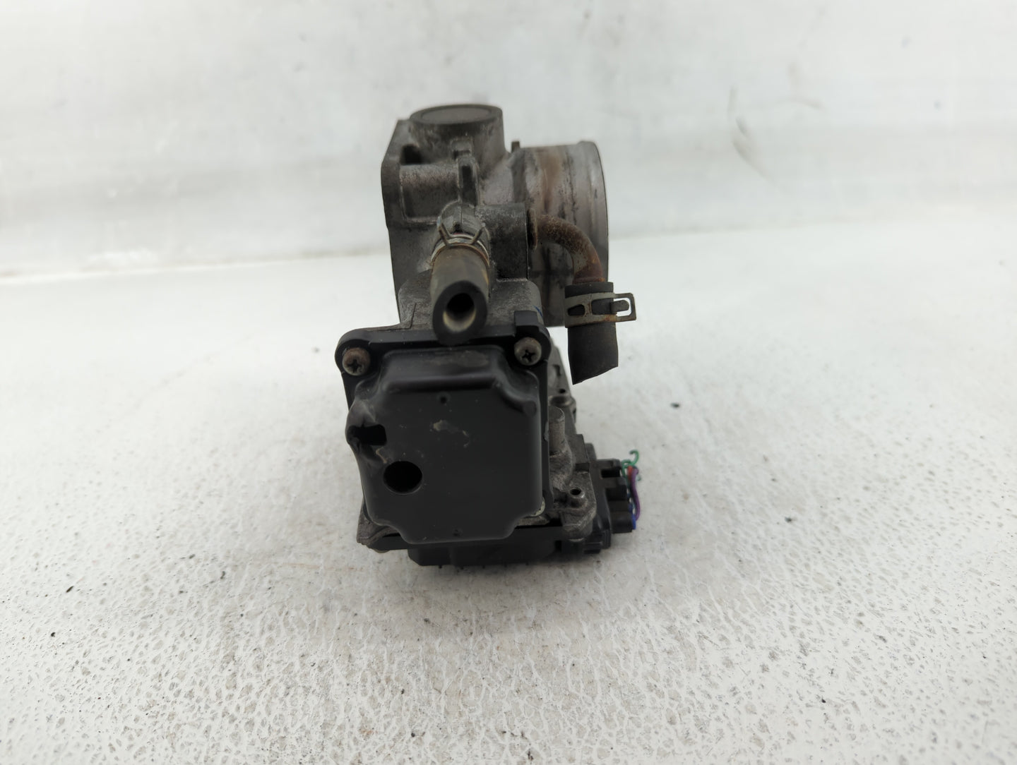 2015-2020 Honda Fit Throttle Body P/N:GMG1A 60523, GMG1C M40805 Fits Fits 2015 2016 2017 2018 2019 2020 OEM Used Auto Parts 
