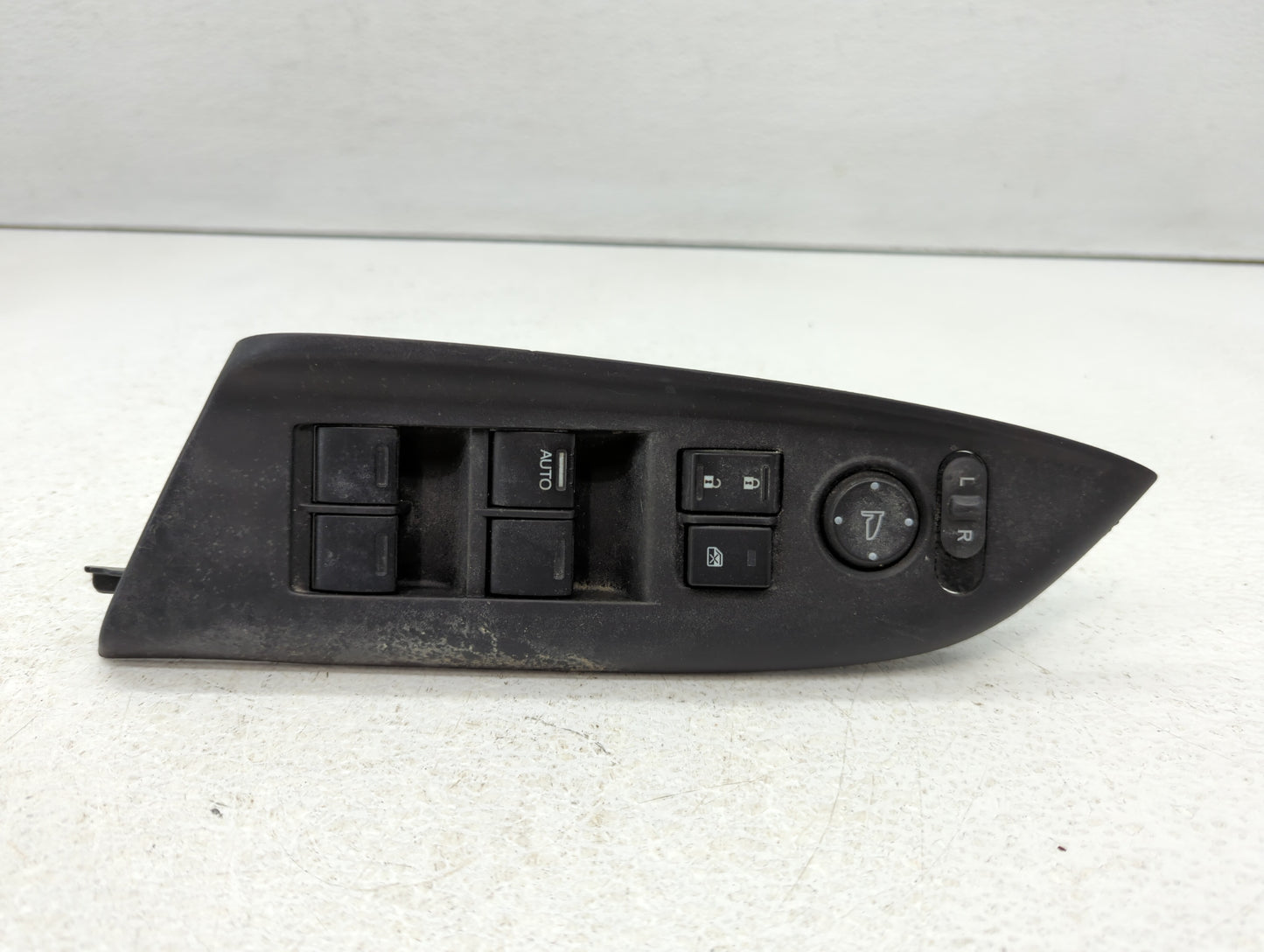 2015-2020 Honda Fit Master Power Window Switch Replacement Driver Side Left P/N:35750T5RA112M1 35750T5R A112M1 Fits OEM Used