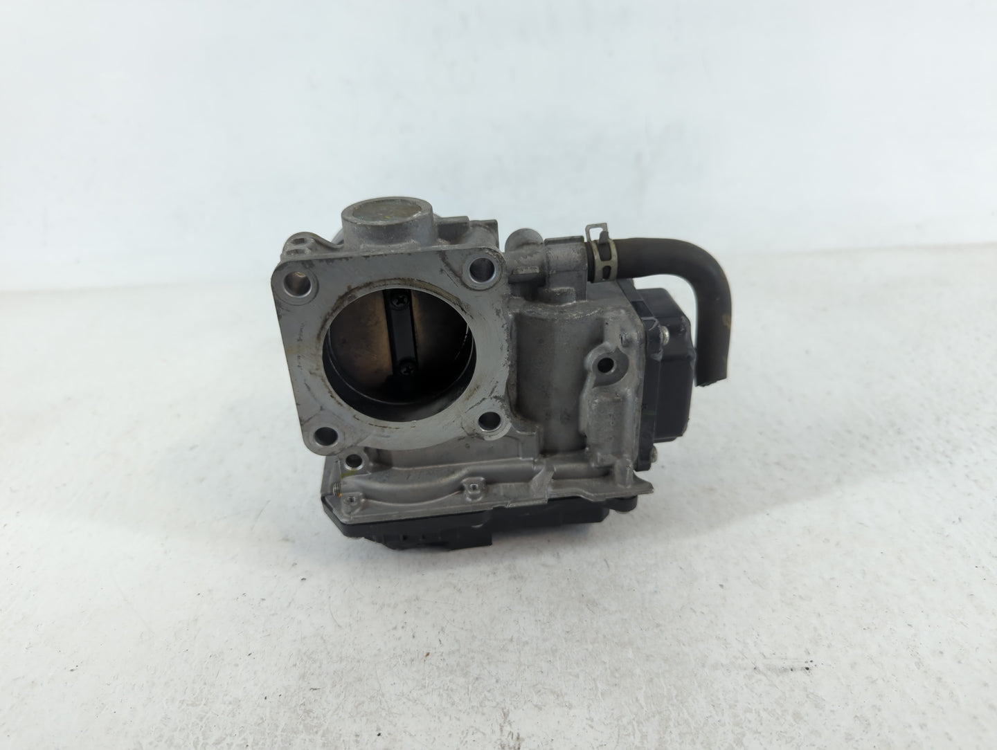 2015-2020 Honda Fit Throttle Body P/N:0326 60329 Fits Fits 2015 2016 2017 2018 2019 2020 OEM Used Auto Parts - Oemusedautopa