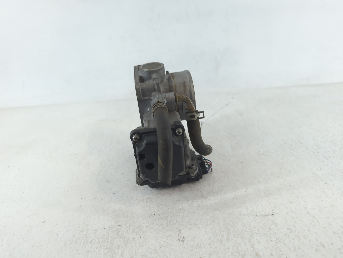 2015-2020 Honda Fit Throttle Body P/N:0326 60329 Fits Fits 2015 2016 2017 2018 2019 2020 OEM Used Auto Parts - Oemusedautopa