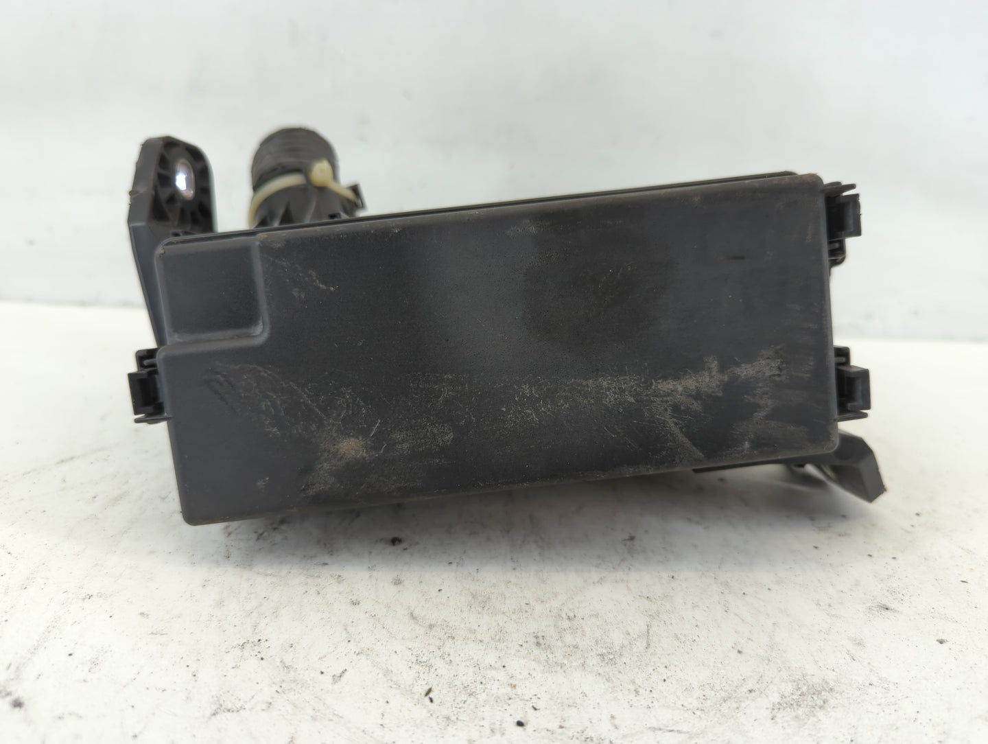 2016-2017 Honda Fit Fusebox Fuse Box Panel Relay Module P/N:4063 T5A-D Fits Fits 2016 2017 OEM Used Auto Parts - Oemusedauto