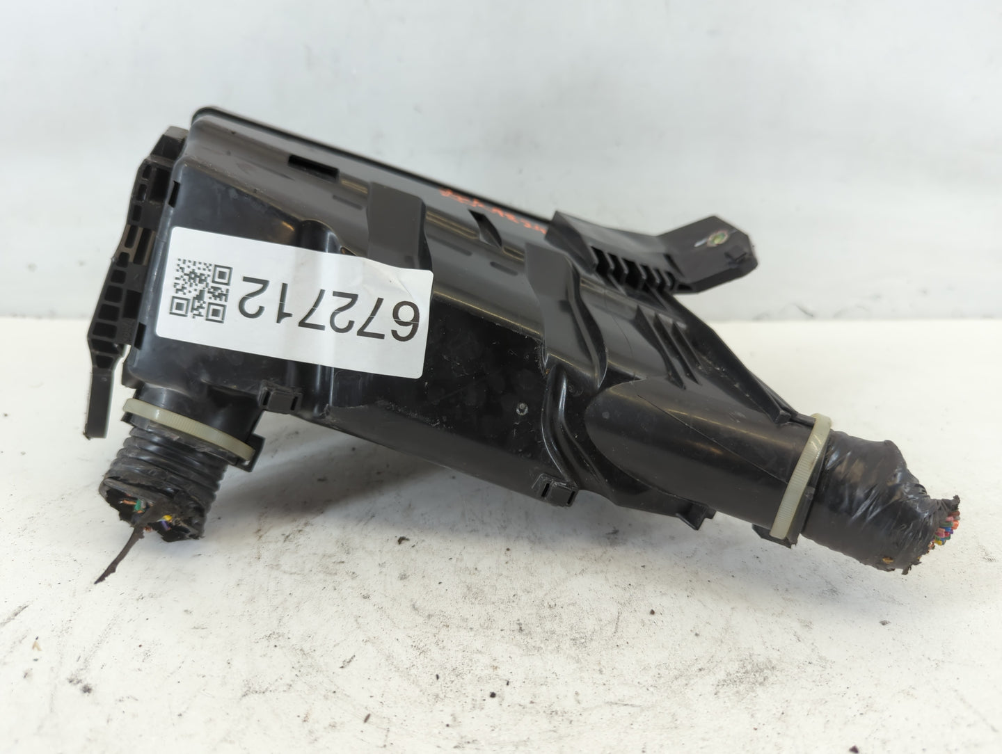 2016-2017 Honda Fit Fusebox Fuse Box Panel Relay Module P/N:4063 T5A-D Fits Fits 2016 2017 OEM Used Auto Parts - Oemusedauto