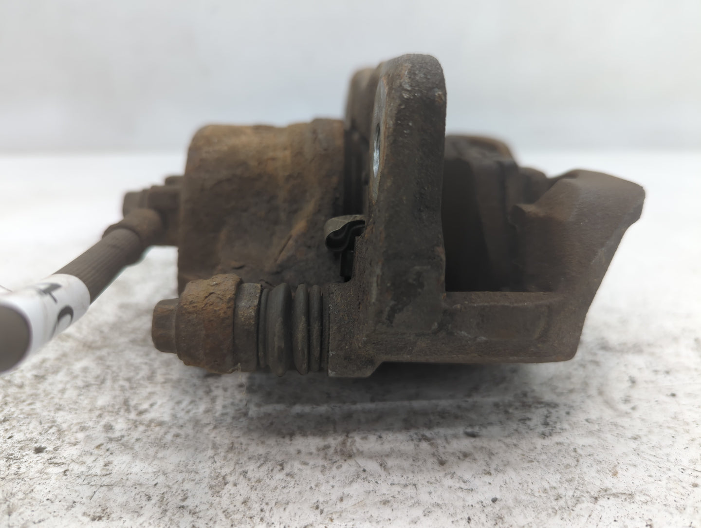 2015-2020 Honda Fit Front Driver Left Brake Caliper - Oemusedautoparts1.com