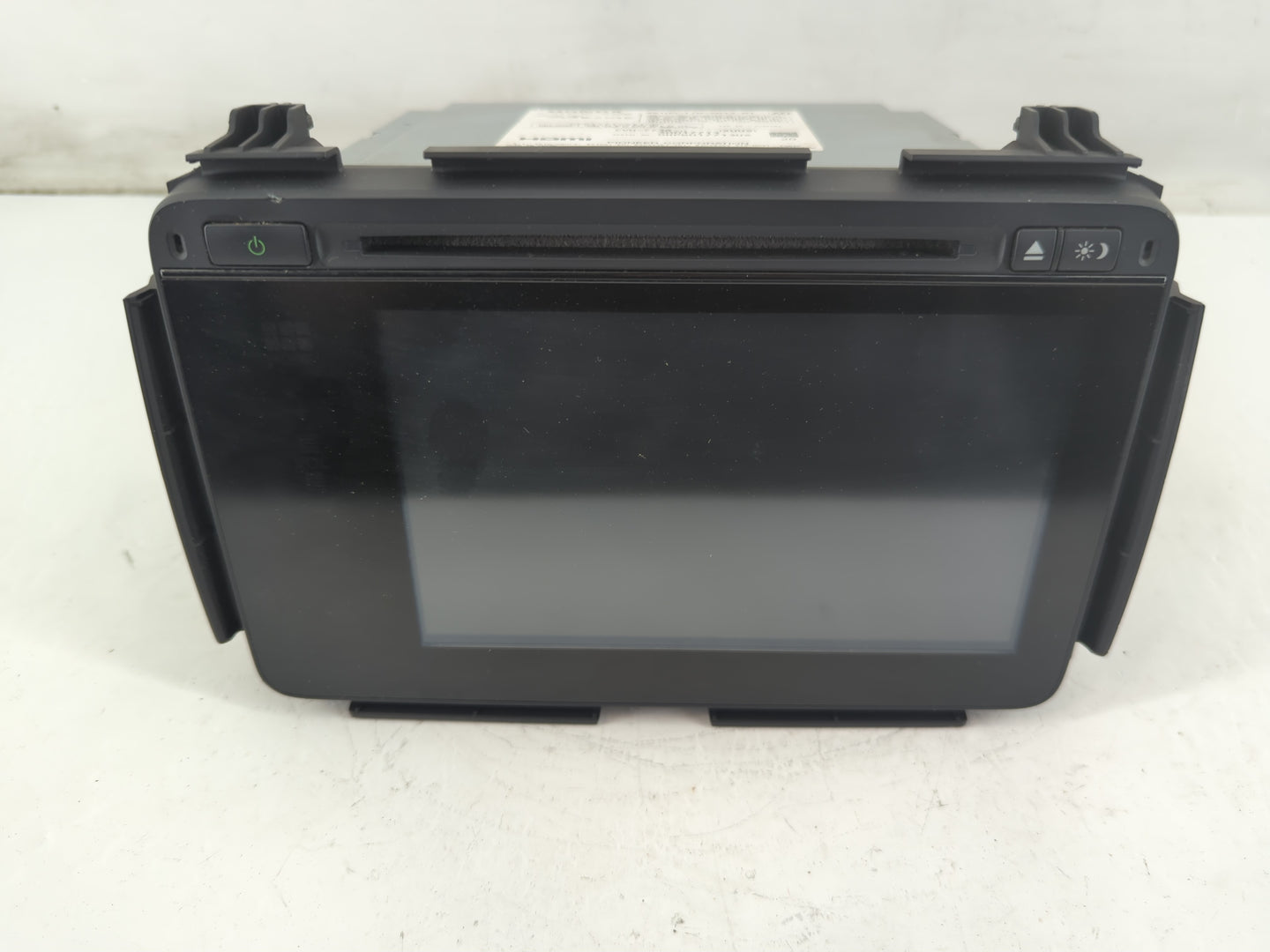 2016 Honda Hr-V Radio AM FM Cd Player Receiver Replacement P/N:39100-T7W-A013-M1 Fits OEM Used Auto Parts - Oemusedautoparts
