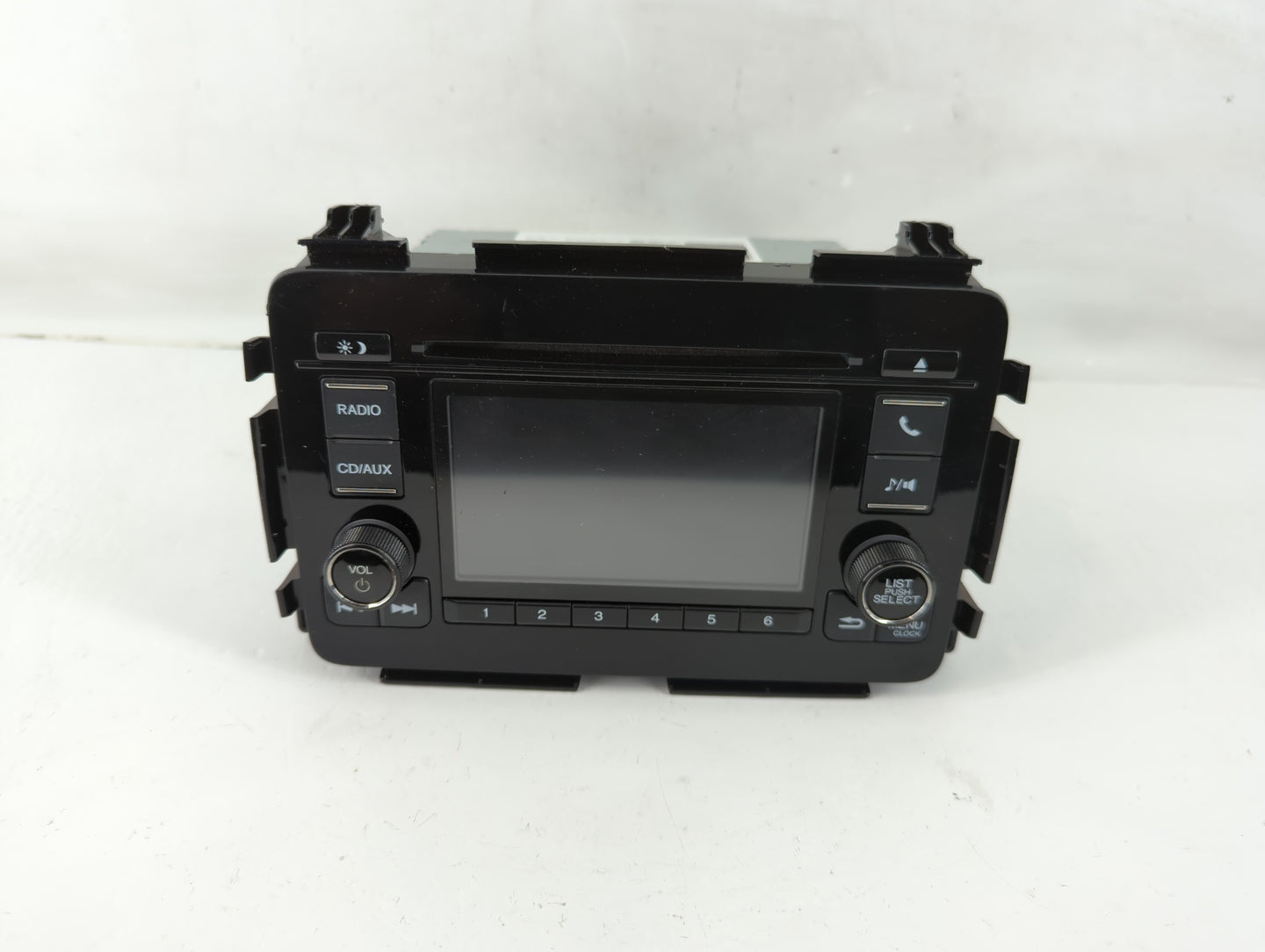 2016 Honda Hr-V Radio AM FM Cd Player Receiver Replacement P/N:39100-T7W-A710-M1 Fits OEM Used Auto Parts - Oemusedautoparts