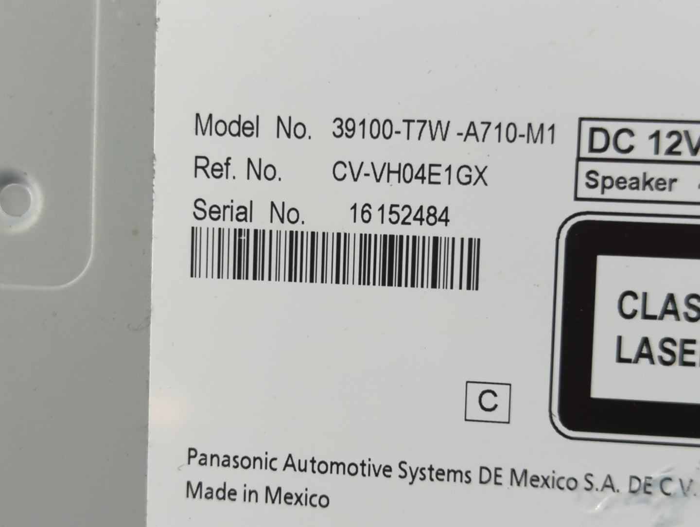 2016 Honda Hr-V Radio AM FM Cd Player Receiver Replacement P/N:39100-T7W-A710-M1 Fits OEM Used Auto Parts - Oemusedautoparts