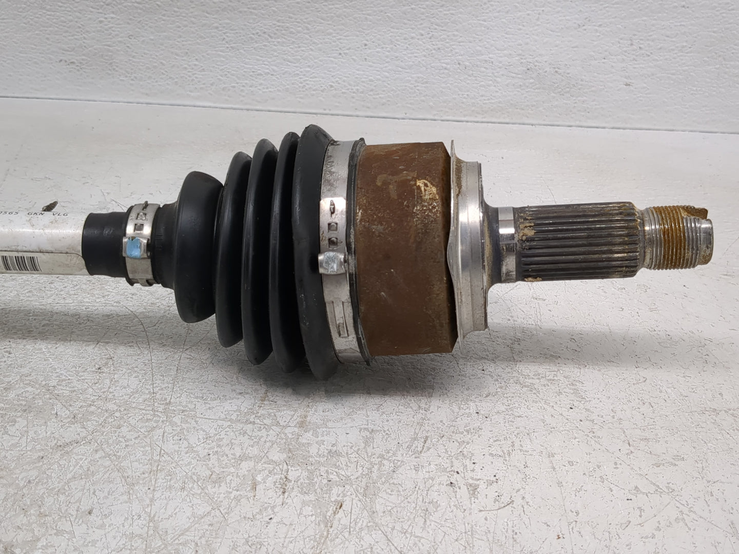 2016-2018 Honda Hr-v Axle Shaft Front Driver Cv C/v - Oemusedautoparts1.com
