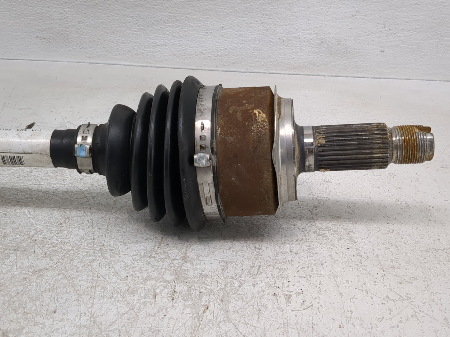 2016-2018 Honda Hr-v Axle Shaft Front Driver Cv C/v - Oemusedautoparts1.com