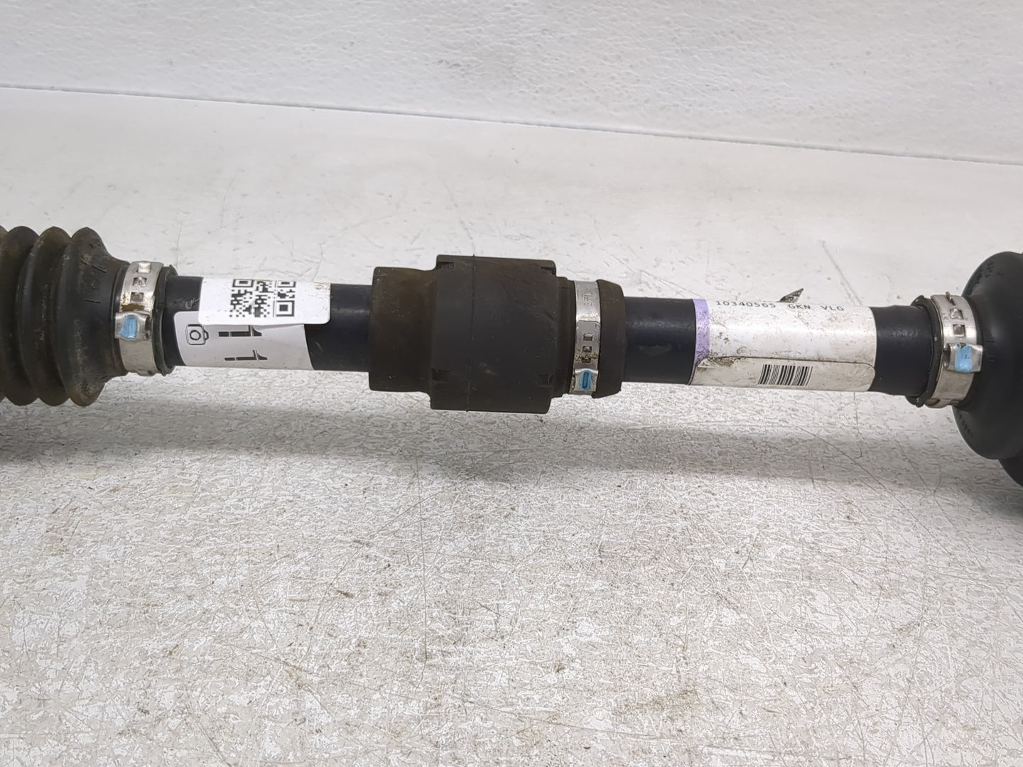 2016-2018 Honda Hr-v Axle Shaft Front Driver Cv C/v - Oemusedautoparts1.com