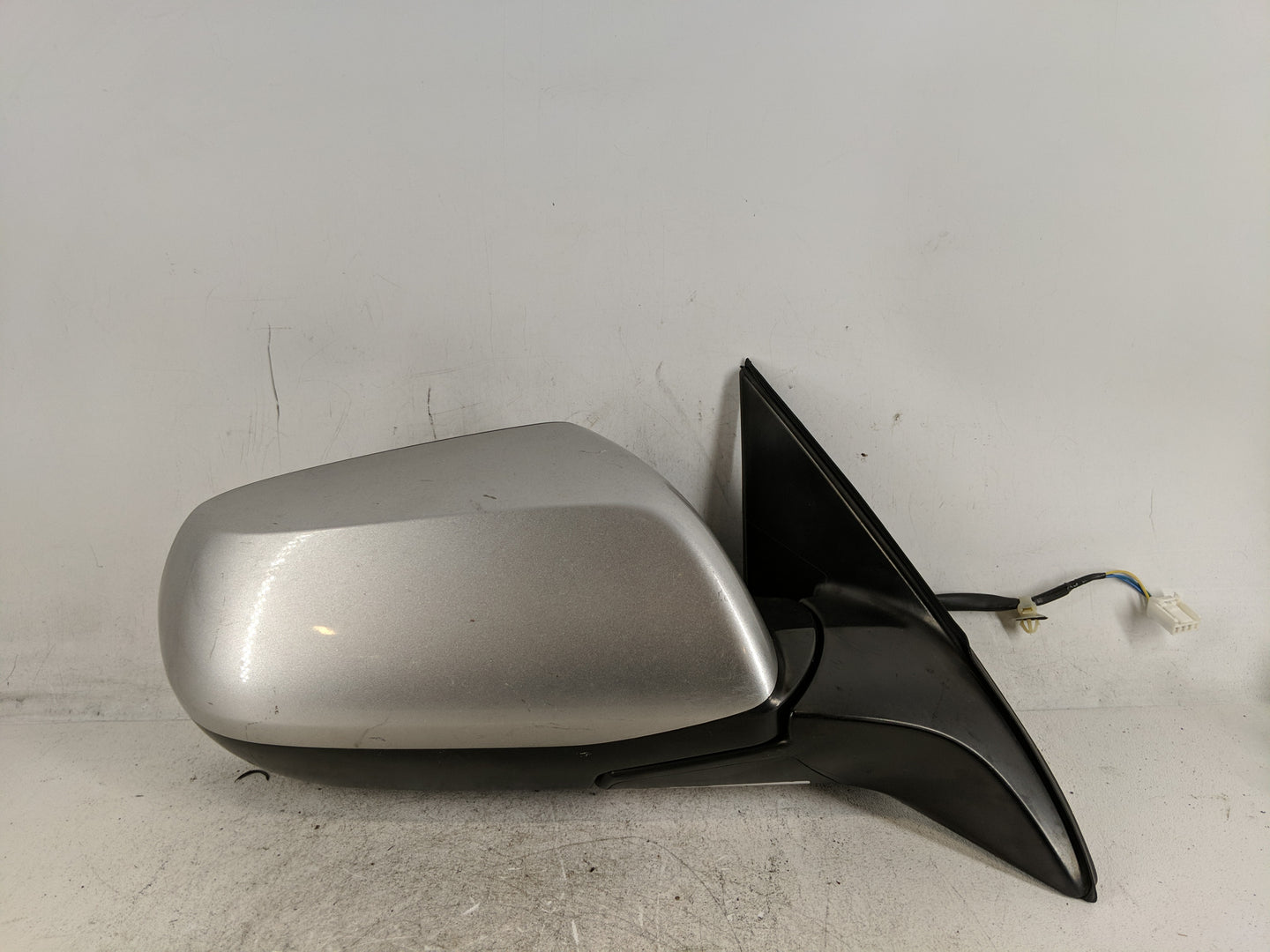 2016 Honda Hr-V Passenger Side View Mirror - Right Door Mirror OEM Used - Oemusedautoparts1.com