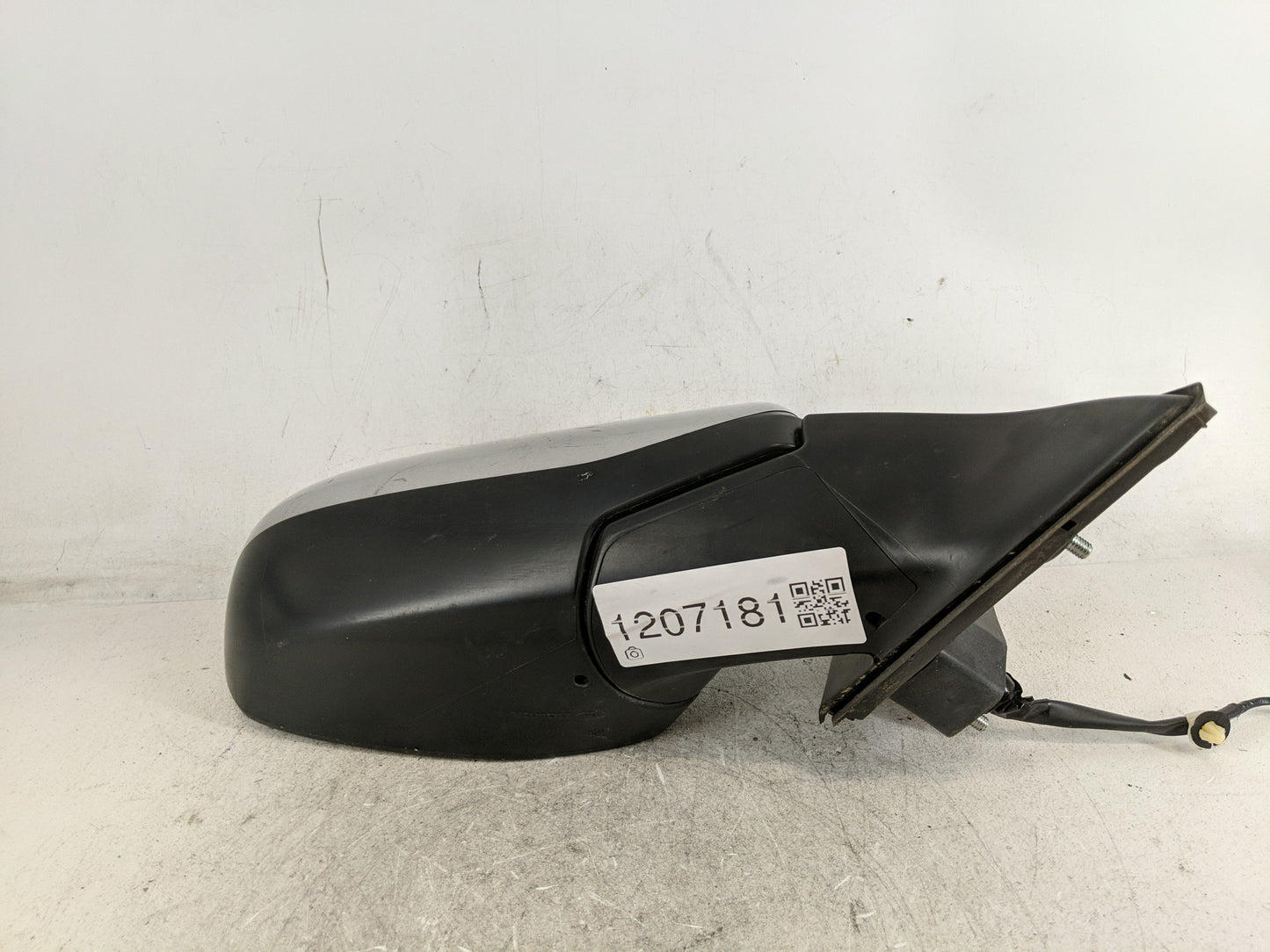2016 Honda Hr-V Side Mirror Replacement Passenger Right View Door Mirror Fits OEM Used Auto Parts - Oemusedautoparts1.com