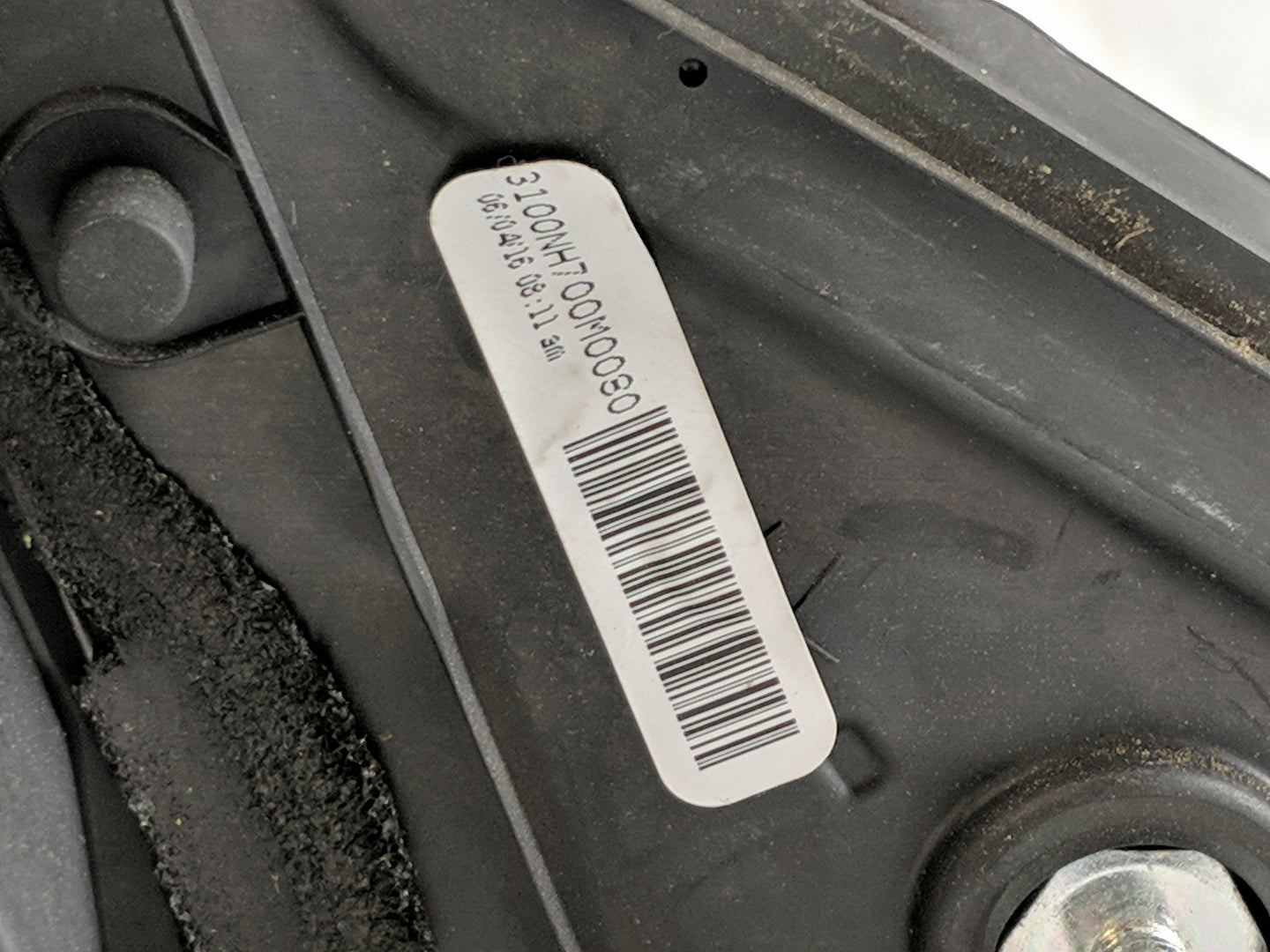 2016 Honda Hr-V Side Mirror Replacement Driver Left View Door Mirror Fits OEM Used Auto Parts - Oemusedautoparts1.com