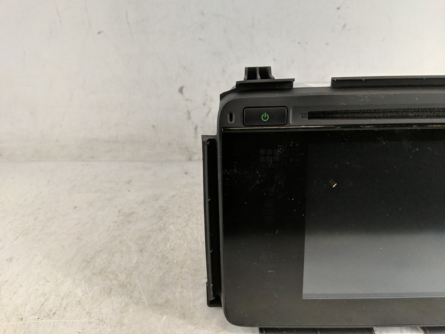 2016 Honda Hr-V Radio AM FM Cd Player Receiver Replacement P/N:CVH-7738ZH 39100-T7W-A014-M1 Fits OEM Used Auto Parts - Oemus