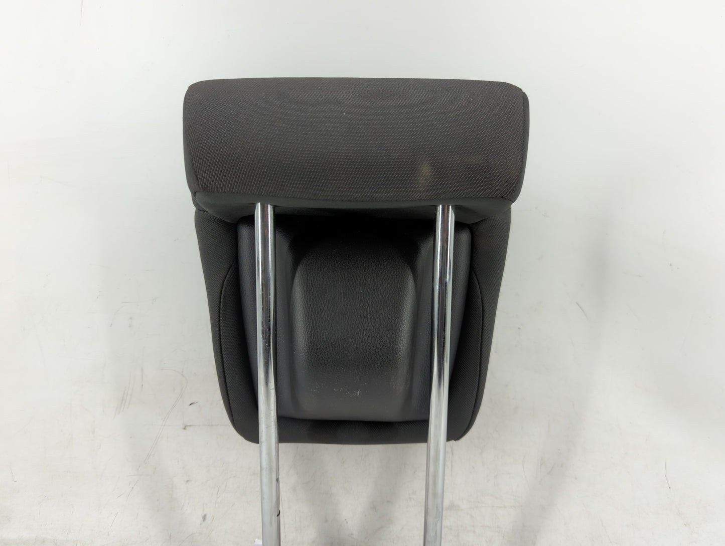 2016 Honda Hr-V Headrest Head Rest Front Driver Passenger Seat Fits OEM Used Auto Parts - Oemusedautoparts1.com