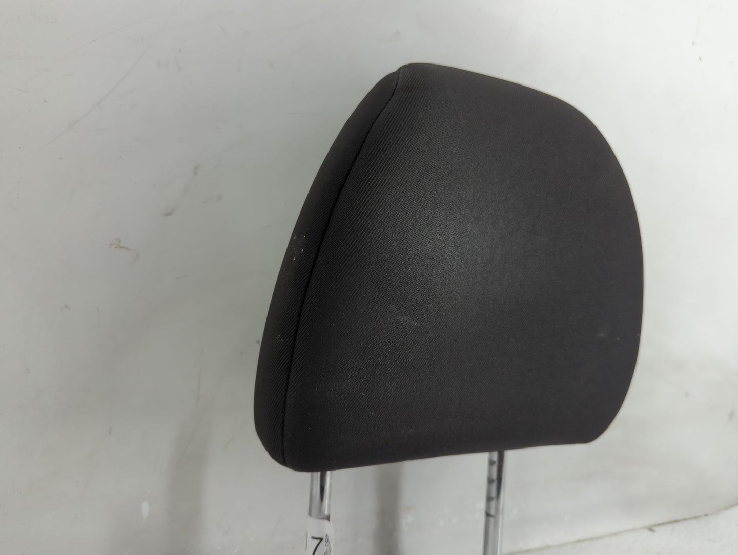 2016 Honda Hr-V Headrest Head Rest Front Driver Passenger Seat Fits OEM Used Auto Parts - Oemusedautoparts1.com