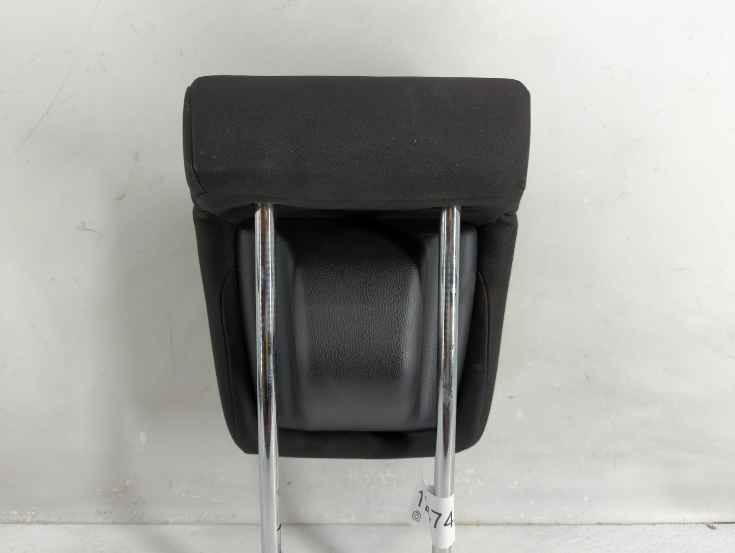 2016 Honda Hr-V Headrest Head Rest Rear Seat Fits OEM Used Auto Parts - Oemusedautoparts1.com