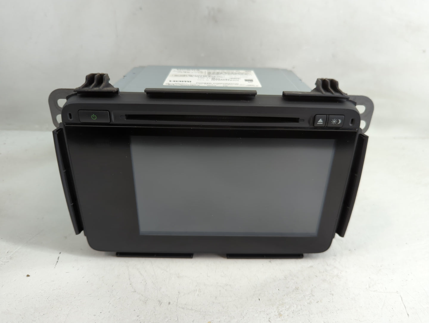 2016 Honda Hr-V Radio AM FM Cd Player Receiver Replacement P/N:39100-T7W-A014-M1 Fits OEM Used Auto Parts - Oemusedautoparts
