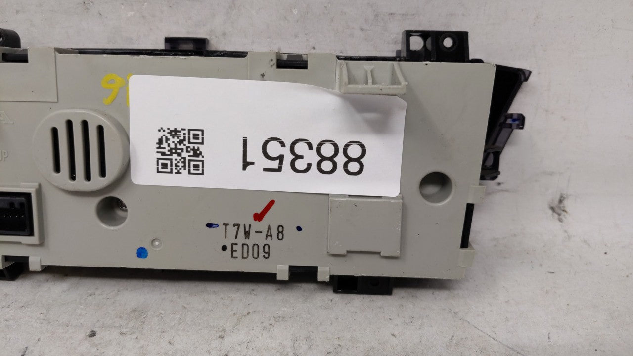 2016-2022 Honda Hr-V Climate Control Module Temperature AC/Heater Replacement P/N:T7W-A8 Fits OEM Used Auto Parts - Oemuseda