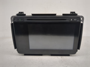 2016 Honda Hr-V Radio AM FM Cd Player Receiver Replacement P/N:39100-T7W-A520-M1 Fits OEM Used Auto Parts - Oemusedautoparts