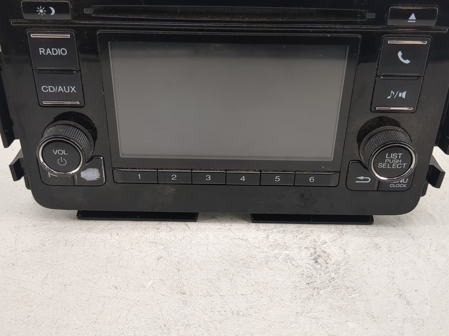 2016 Honda Hr-V Radio AM FM Cd Player Receiver Replacement P/N:39100-T7W-A710-M1 Fits OEM Used Auto Parts - Oemusedautoparts