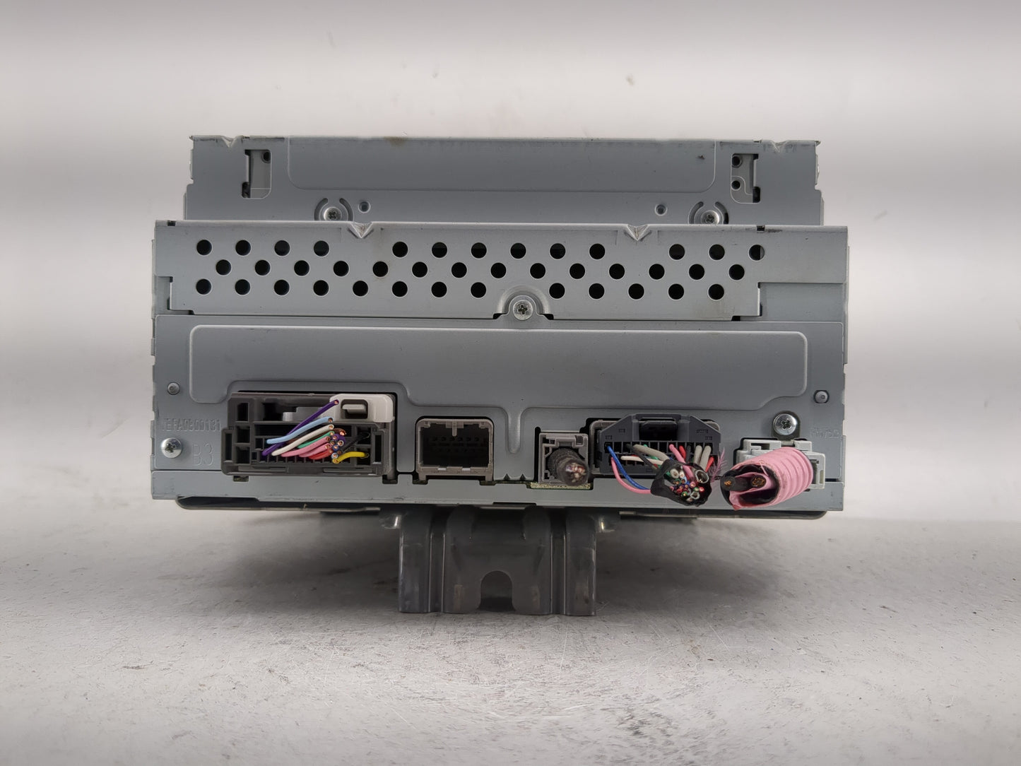 2016 Honda Hr-V Radio AM FM Cd Player Receiver Replacement P/N:39100-T7W-A710-M1 Fits OEM Used Auto Parts - Oemusedautoparts