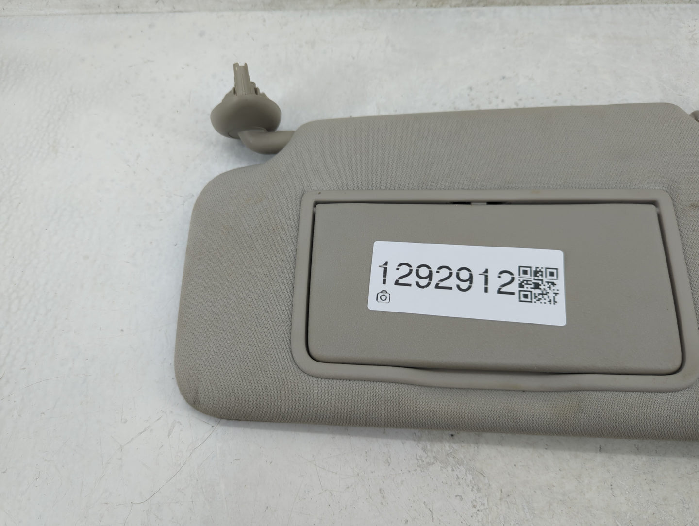 2016-2022 Honda Hr-V Sun Visor Shade Replacement Driver Left Mirror Fits Fits 2016 2017 2018 2019 2020 2021 2022 OEM Used Au
