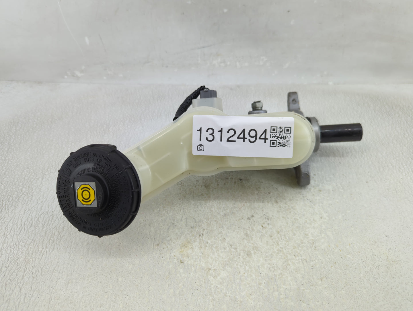 2016-2022 Honda Hr-v Brake Master Cylinder - Oemusedautoparts1.com