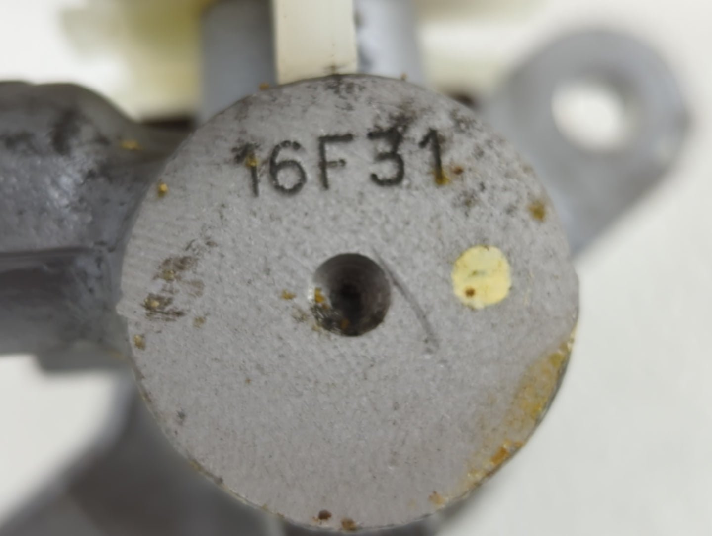 2016-2022 Honda Hr-v Brake Master Cylinder 1312494 - Oemusedautoparts1.com