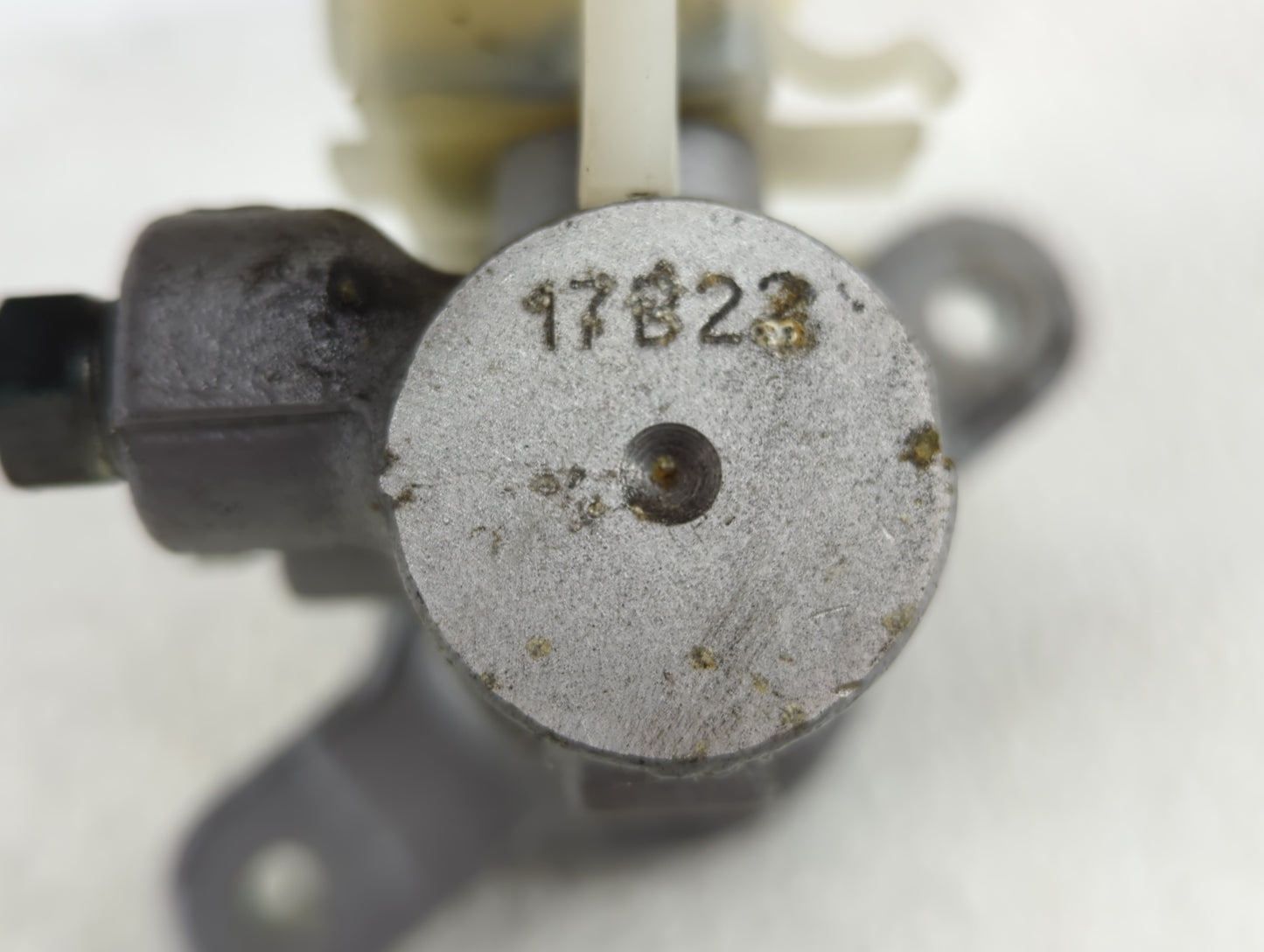 2016-2022 Honda Hr-v Brake Master Cylinder 1312609 - Oemusedautoparts1.com
