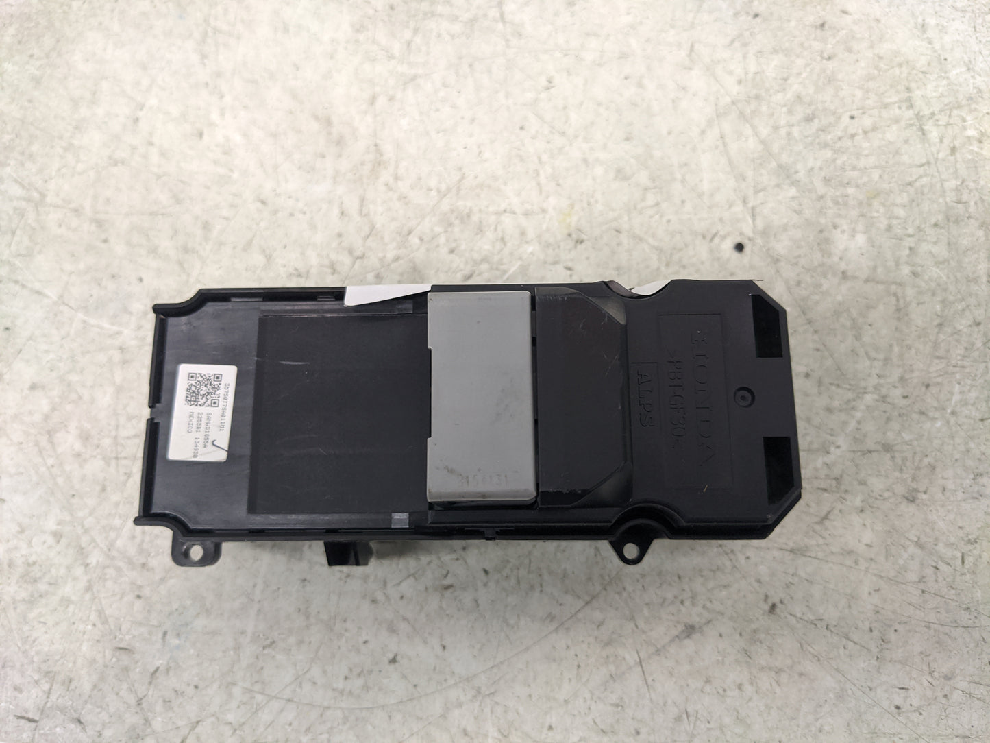 2016-2022 Honda Hr-V Master Power Window Switch Replacement Driver Side Left P/N:35750-T78-A011-M1 Fits OEM Used Auto Parts 
