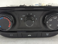 2016-2022 Honda Hr-V Climate Control Module Temperature AC/Heater Replacement P/N:L5609-40-01 Fits OEM Used Auto Parts - Oem