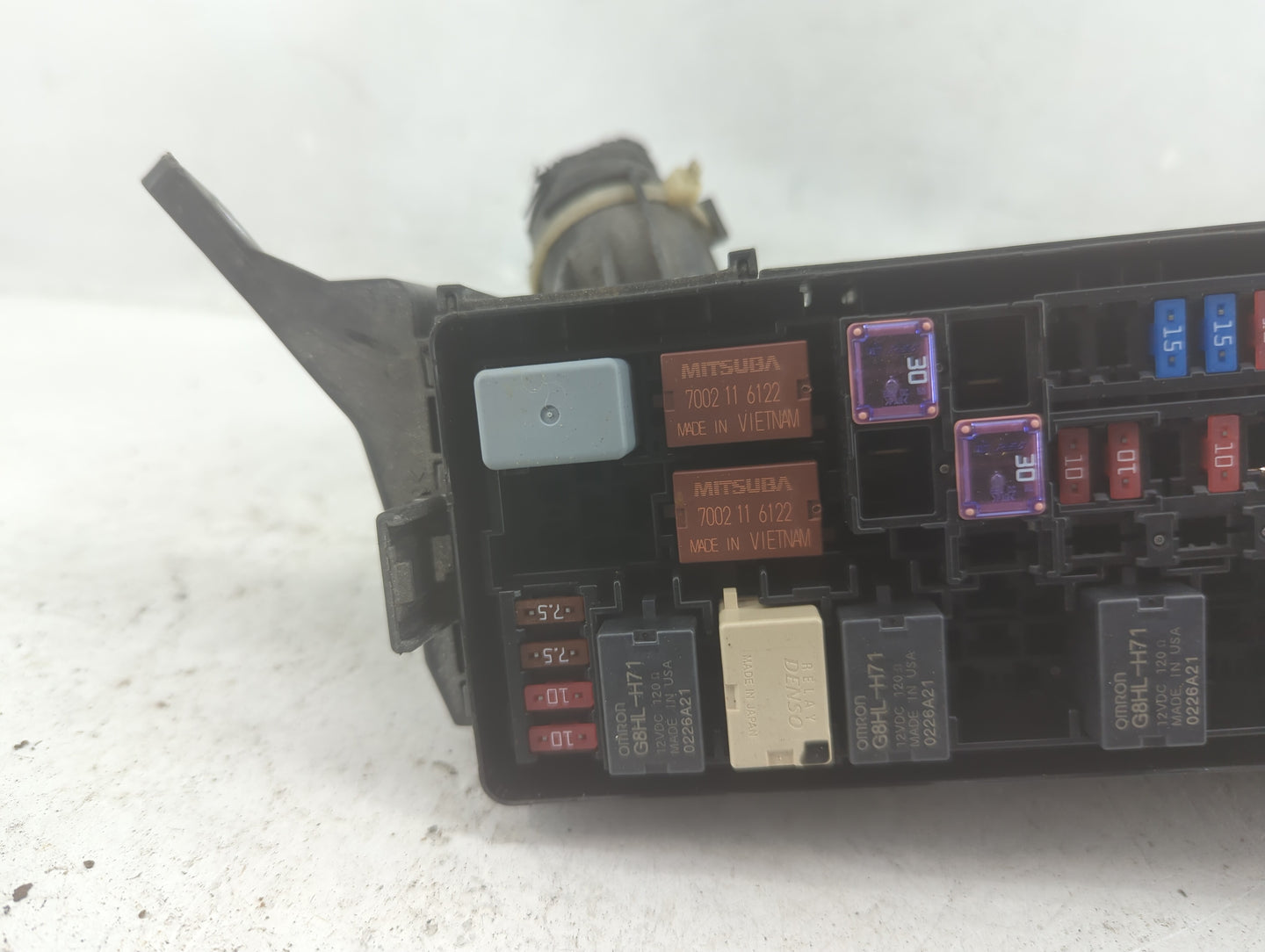 2016-2018 Honda Hr-V Fusebox Fuse Box Panel Relay Module Fits Fits 2016 2017 2018 OEM Used Auto Parts - Oemusedautoparts1.co