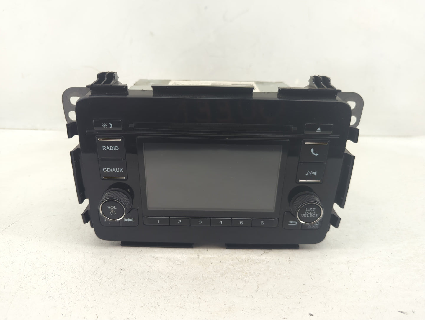 2016 Honda Hr-V Radio AM FM Cd Player Receiver Replacement P/N:39100-T7W-A710-M1 Fits OEM Used Auto Parts - Oemusedautoparts