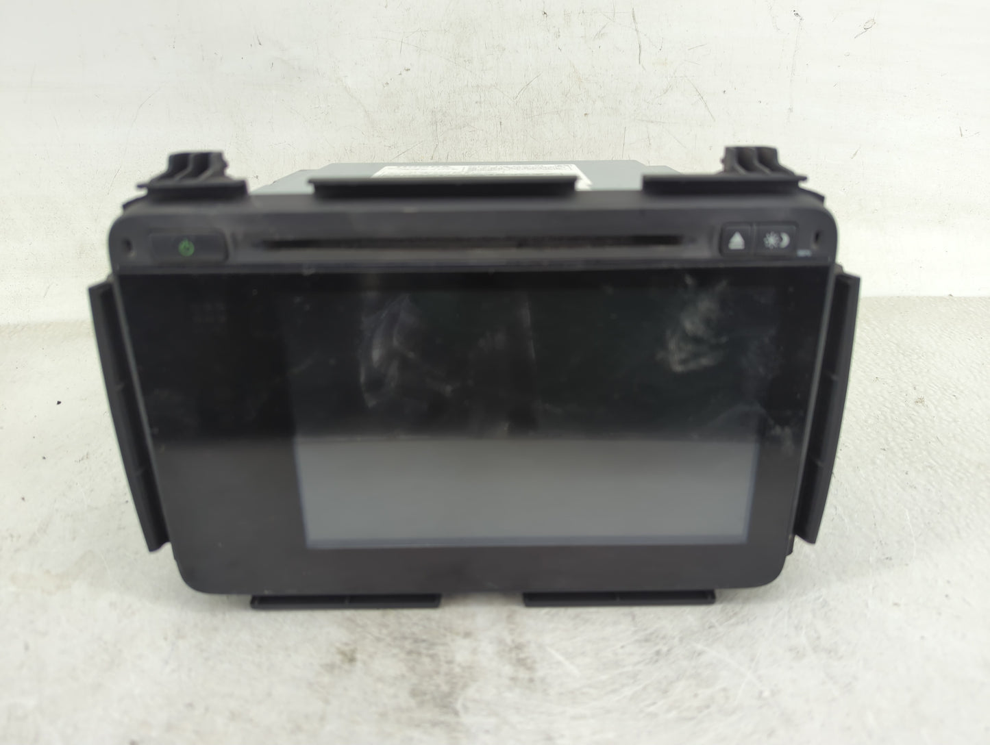 2016 Honda Hr-V Radio AM FM Cd Player Receiver Replacement P/N:39100-T7W-A520-M1 Fits OEM Used Auto Parts - Oemusedautoparts
