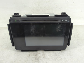 2016 Honda Hr-V Radio AM FM Cd Player Receiver Replacement P/N:39100-T7W-A520-M1 Fits OEM Used Auto Parts - Oemusedautoparts