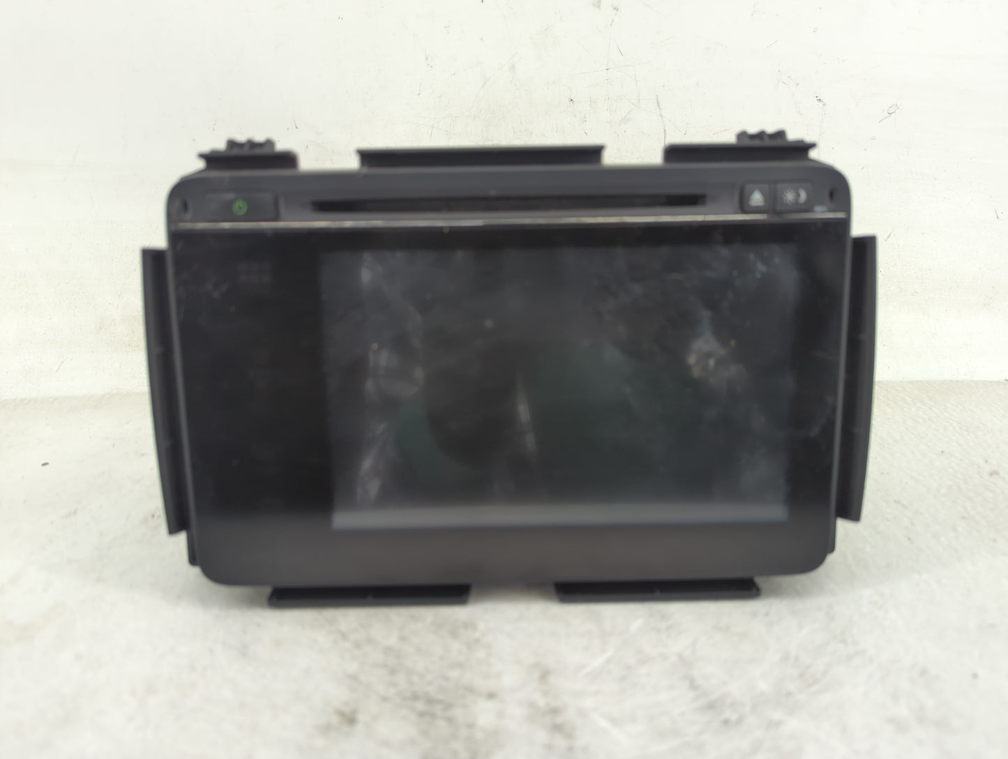 2016 Honda Hr-V Radio AM FM Cd Player Receiver Replacement P/N:39100-T7W-A520-M1 Fits OEM Used Auto Parts - Oemusedautoparts