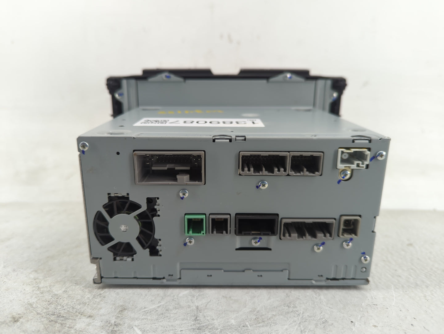 2016 Honda Hr-V Radio AM FM Cd Player Receiver Replacement P/N:39100-T7W-A520-M1 Fits OEM Used Auto Parts - Oemusedautoparts