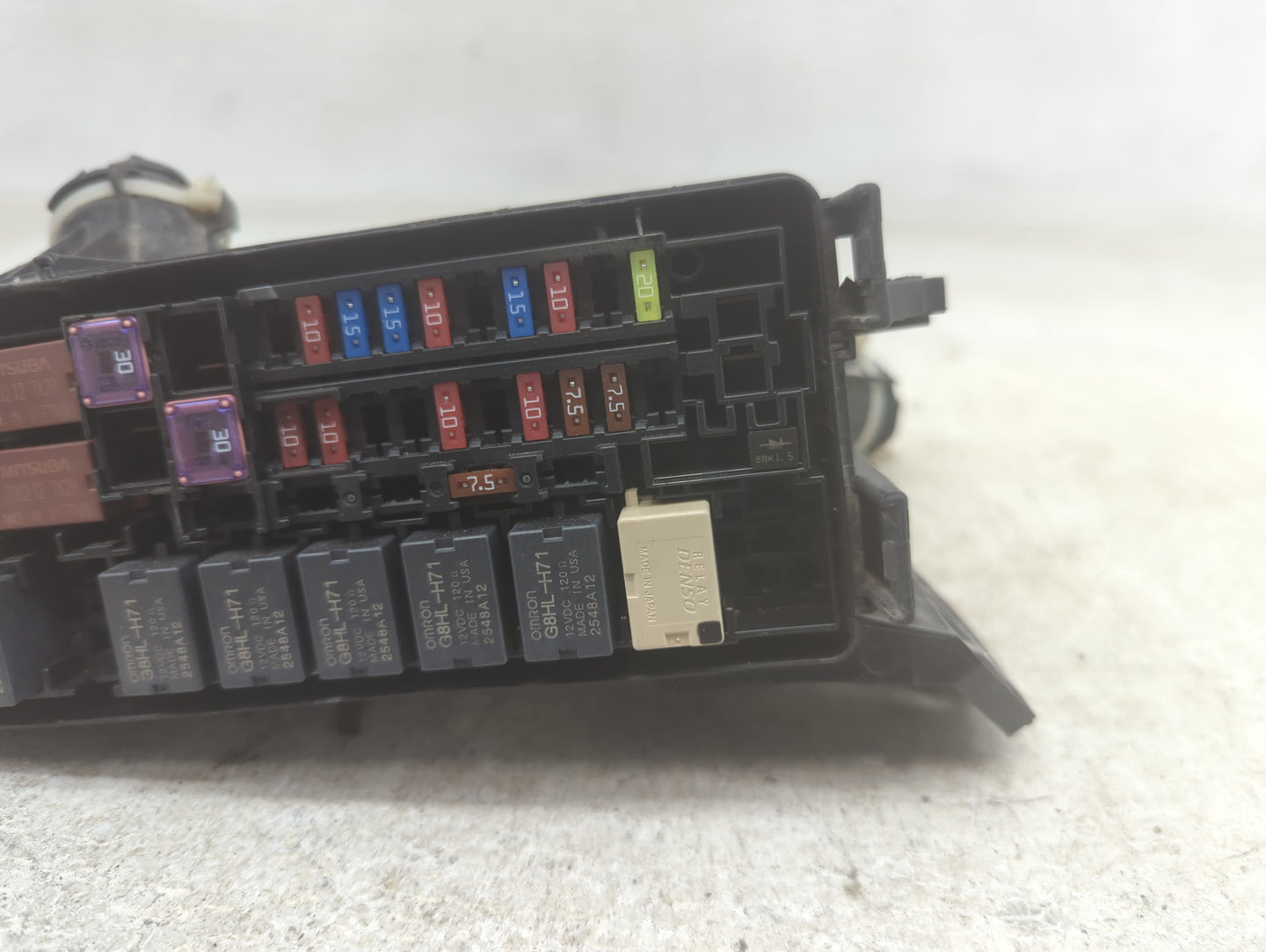 2016-2018 Honda Hr-V Fusebox Fuse Box Panel Relay Module P/N:32120-T7S-A11 Fits Fits 2016 2017 2018 OEM Used Auto Parts - Oe