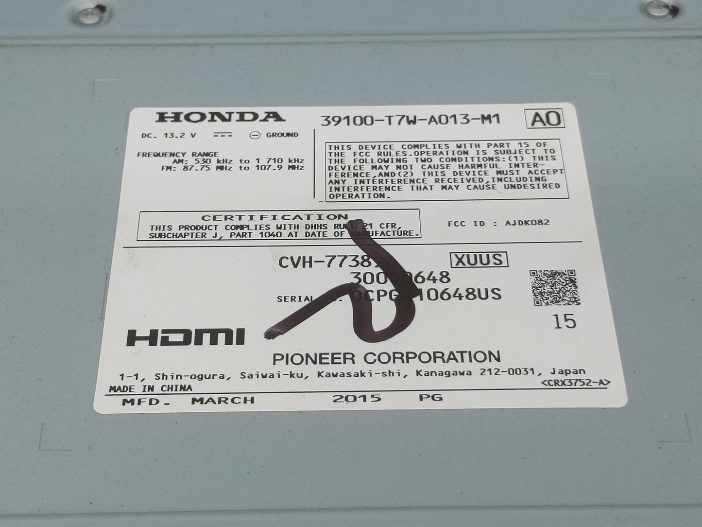 2016 Honda Hr-V Radio AM FM Cd Player Receiver Replacement P/N:39100-T7W-A013-M1 Fits OEM Used Auto Parts - Oemusedautoparts