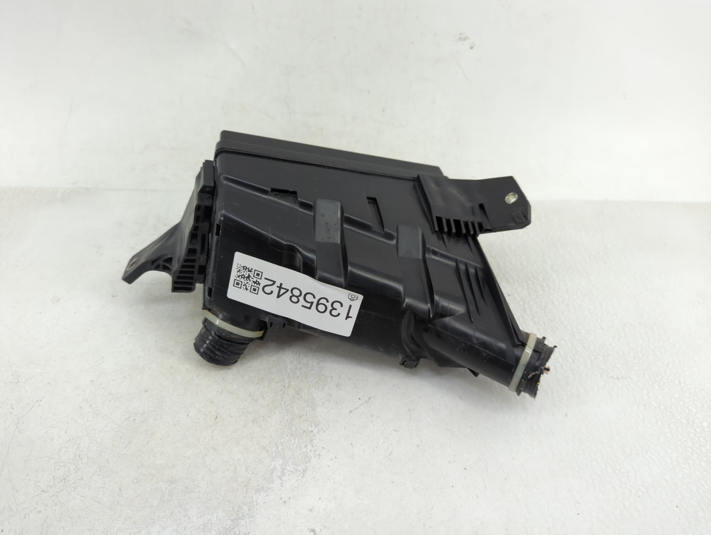 2016-2018 Honda Hr-V Fusebox Fuse Box Panel Relay Module Fits Fits 2016 2017 2018 OEM Used Auto Parts - Oemusedautoparts1.co