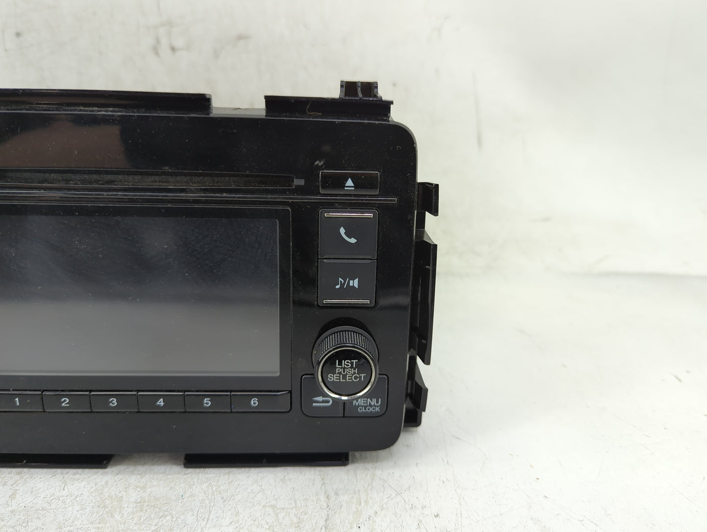 2016 Honda Hr-V Radio AM FM Cd Player Receiver Replacement P/N:39100-T7W-A710-M1 Fits OEM Used Auto Parts - Oemusedautoparts