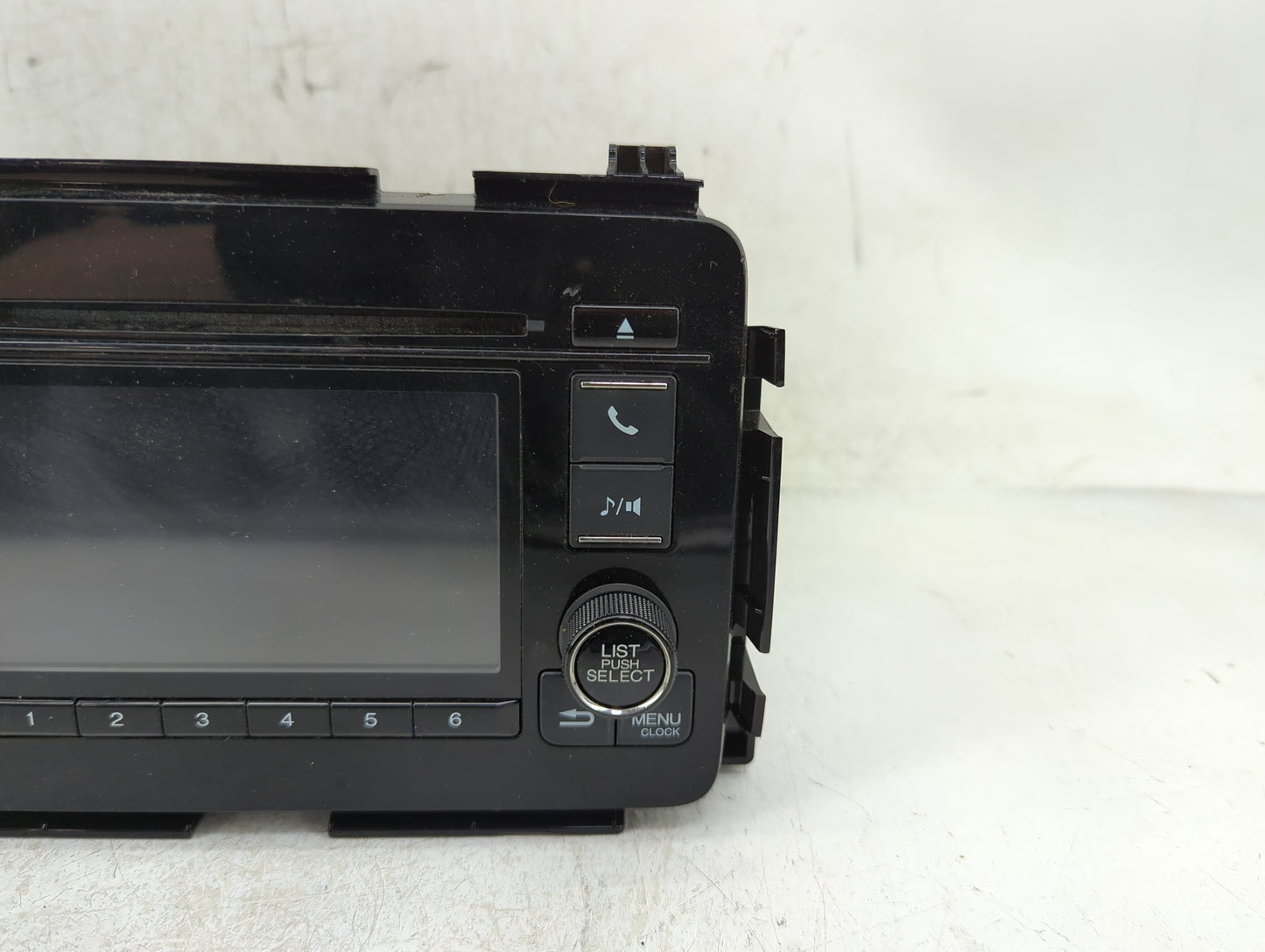 2016 Honda Hr-V Radio AM FM Cd Player Receiver Replacement P/N:39100-T7W-A710-M1 Fits OEM Used Auto Parts - Oemusedautoparts