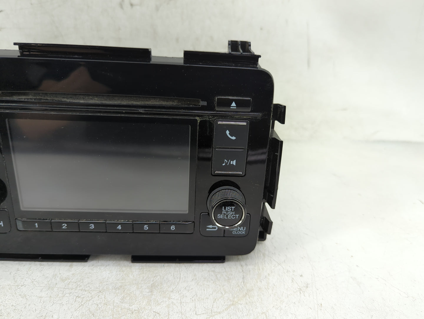 2016 Honda Hr-V Radio AM FM Cd Player Receiver Replacement P/N:39100-T7W-A710-M1 Fits OEM Used Auto Parts - Oemusedautoparts