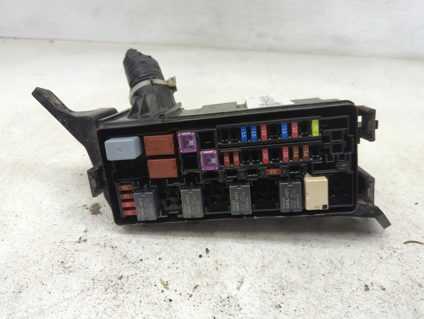 2016-2018 Honda Hr-V Fusebox Fuse Box Panel Relay Module Fits Fits 2016 2017 2018 OEM Used Auto Parts - Oemusedautoparts1.co