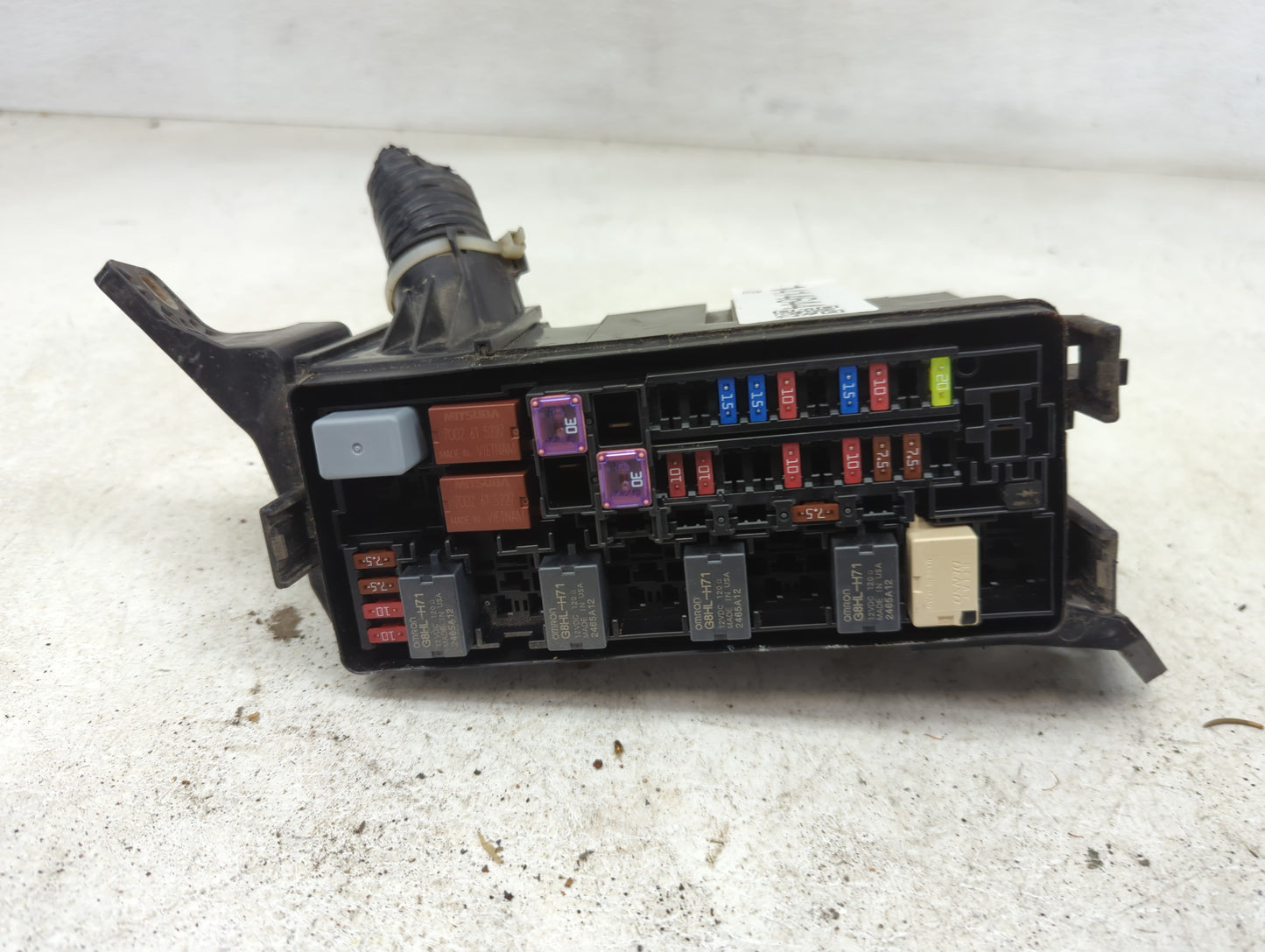2016-2018 Honda Hr-V Fusebox Fuse Box Panel Relay Module Fits Fits 2016 2017 2018 OEM Used Auto Parts - Oemusedautoparts1.co