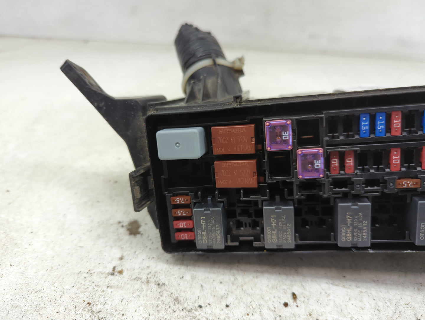 2016-2018 Honda Hr-V Fusebox Fuse Box Panel Relay Module Fits Fits 2016 2017 2018 OEM Used Auto Parts - Oemusedautoparts1.co