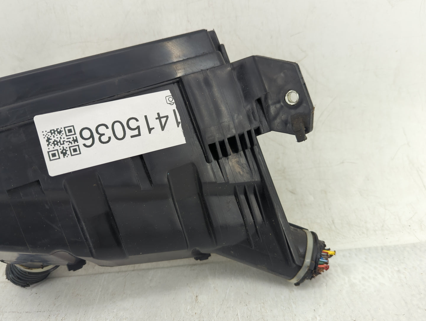 2016-2018 Honda Hr-V Fusebox Fuse Box Panel Relay Module P/N:32120-T7S-A11 Fits Fits 2016 2017 2018 OEM Used Auto Parts - Oe