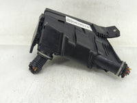 2016-2018 Honda Hr-V Fusebox Fuse Box Panel Relay Module P/N:32120-T7S-A11 Fits Fits 2016 2017 2018 OEM Used Auto Parts - Oe