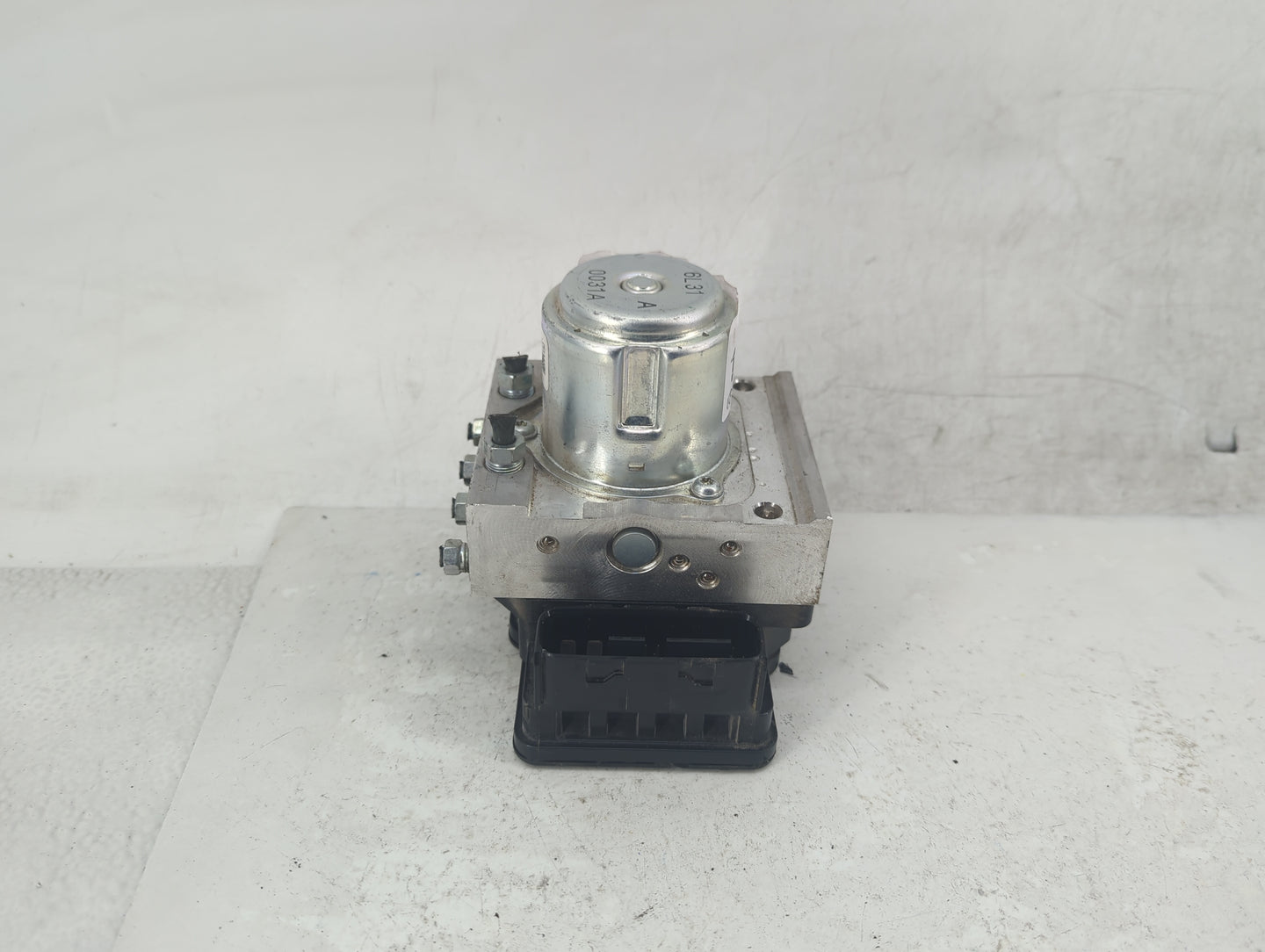 2016-2018 Honda Hr-V ABS Pump Control Module Replacement Fits Fits 2016 2017 2018 OEM Used Auto Parts - Oemusedautoparts1.co